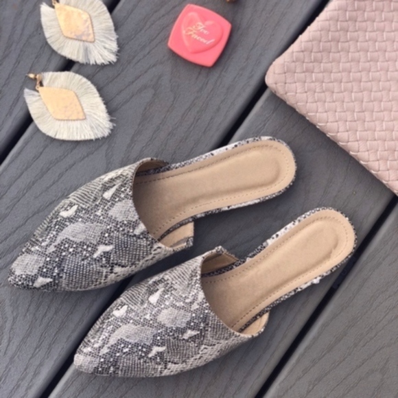FINAL - SAVANNAH vegan leather Snake Print Mules - Picture 6 of 7